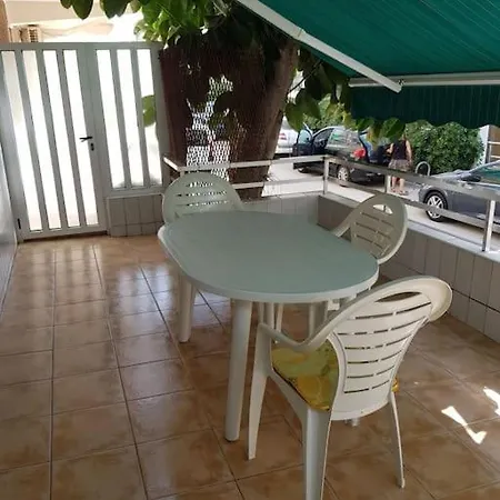 Con Terraza A Pocos Metros Del Mar Appartement
