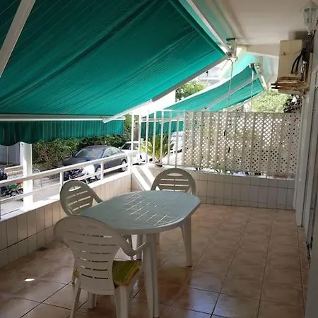 Con Terraza A Pocos Metros Del Mar Appartement Playa de Gandia